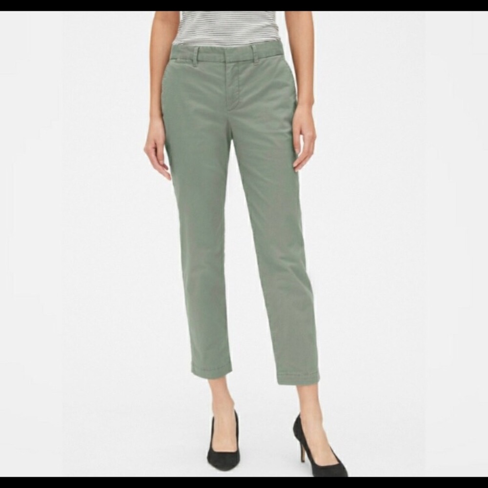 NWT GAP Petite Slim City Crop Pant